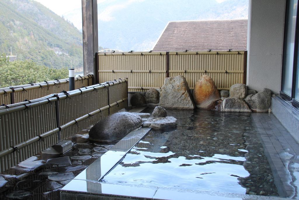 Iruka Onsen Hotel Seiryuusou Kumano Exteriör bild