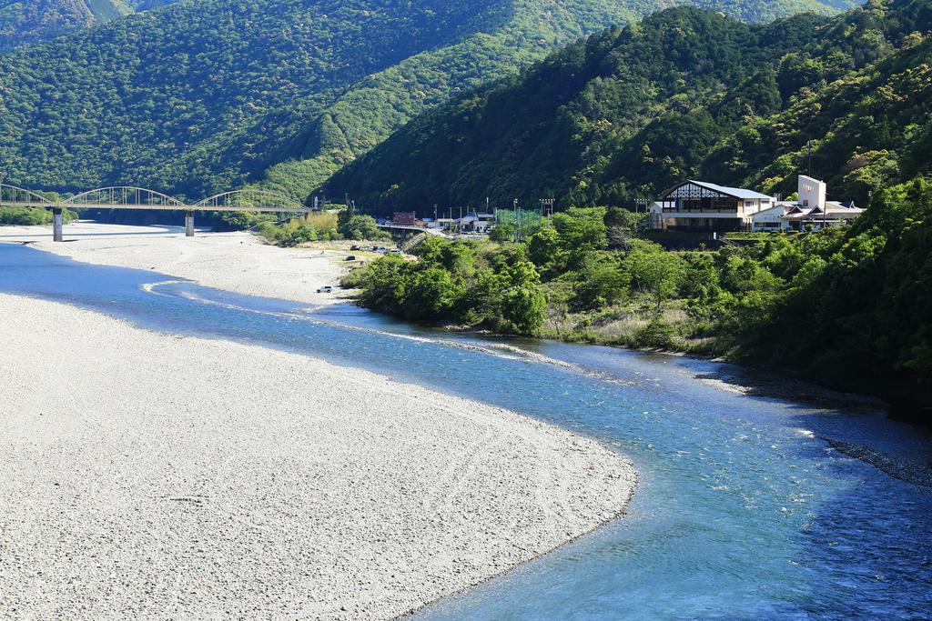 Iruka Onsen Hotel Seiryuusou Kumano Exteriör bild